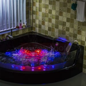 Wanna z hydromasażem CN-3131 narożna 150cmx150cmx59cm black shadow
